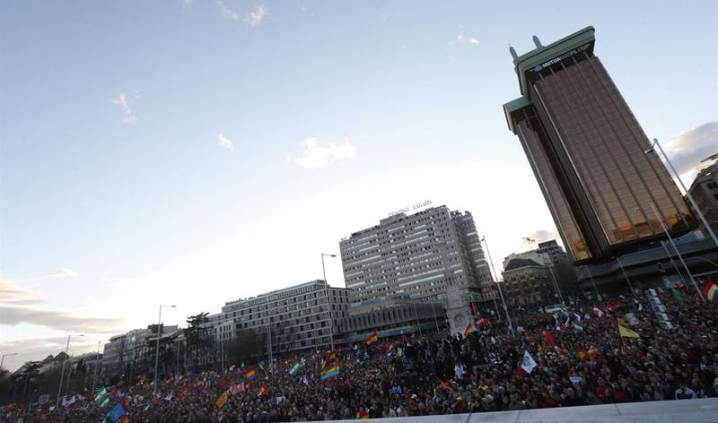Manifestamtes de la Marcha de la Dignidad en la Plaza de Colón de Madrid. EFE/Javier Lizón